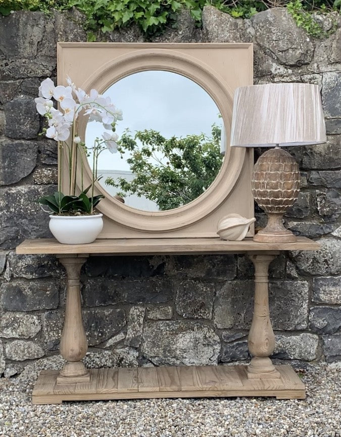 Aria Artichoke Shaped Table Lamp w/Linen Shade