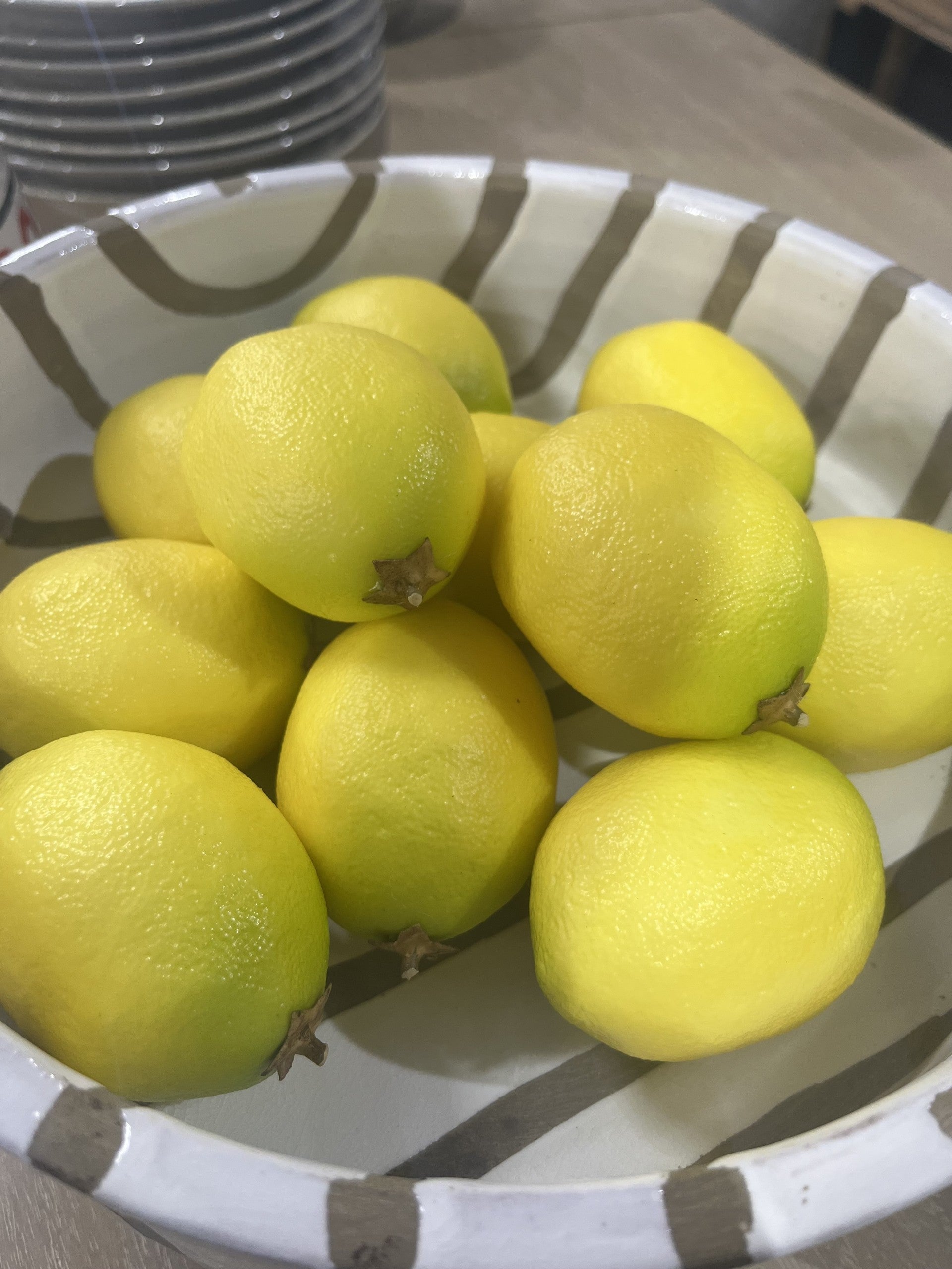 Artificial Lemon