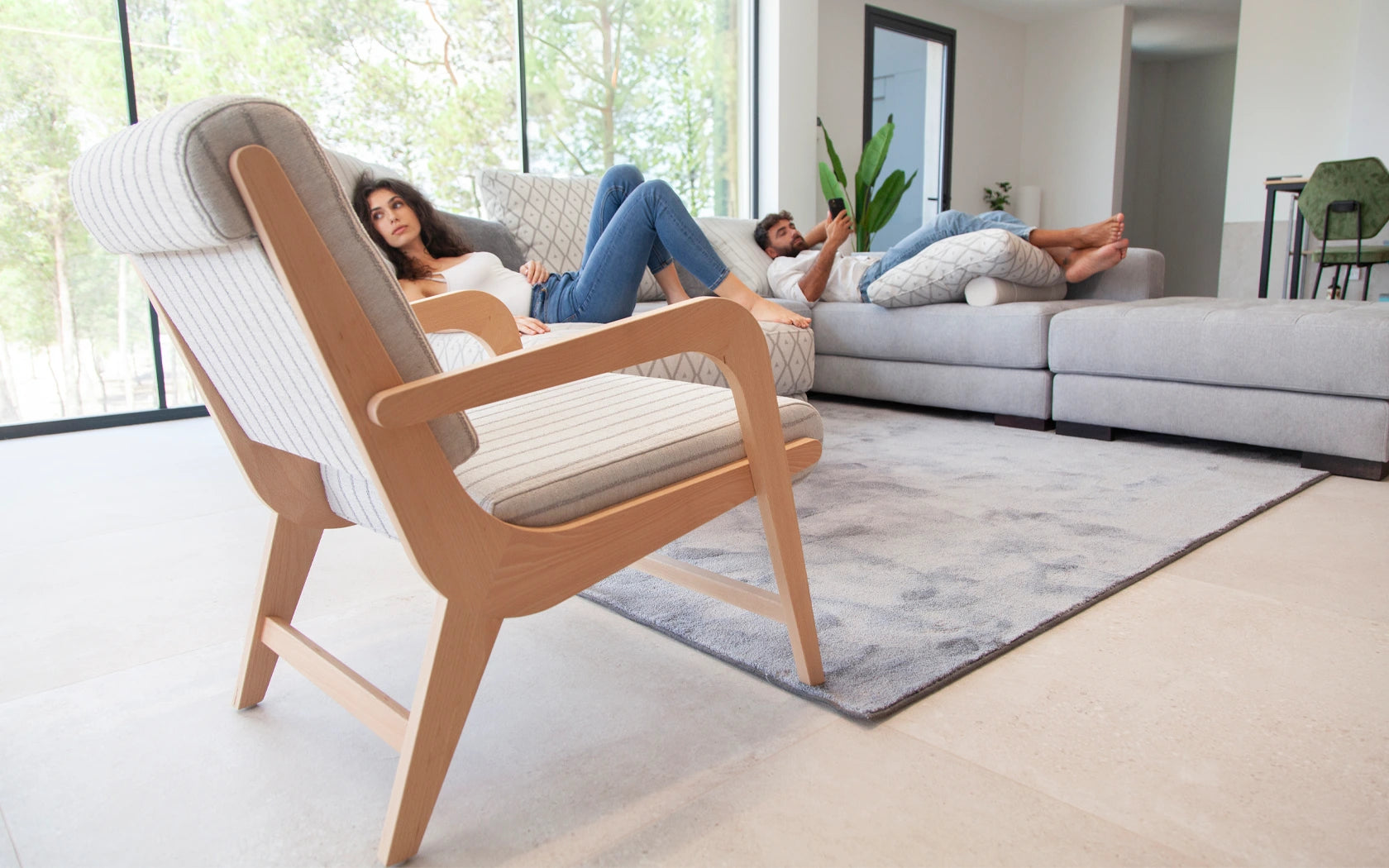 BOOMERANG ACCENT ARMCHAIR