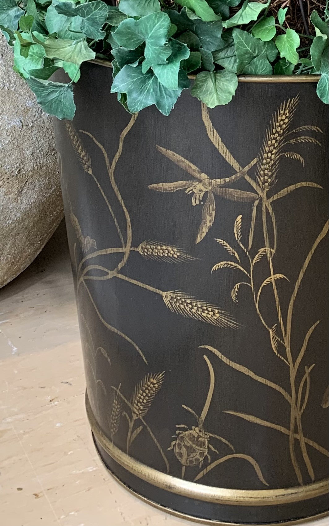 Dragonfly Motif Bucket