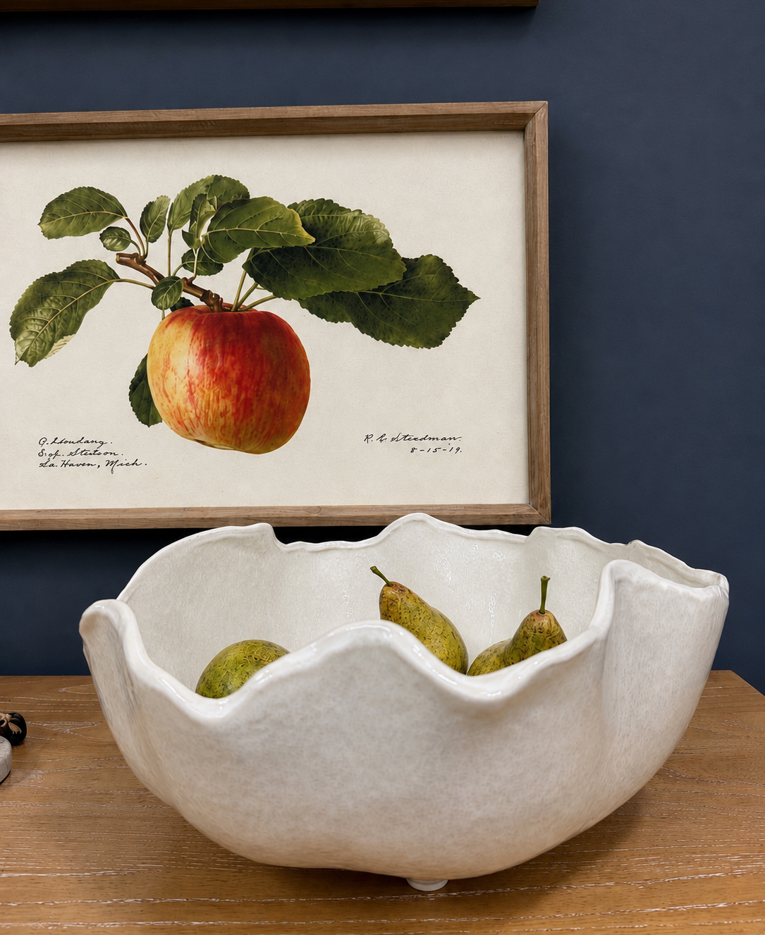 Large Wavy Bowl in White