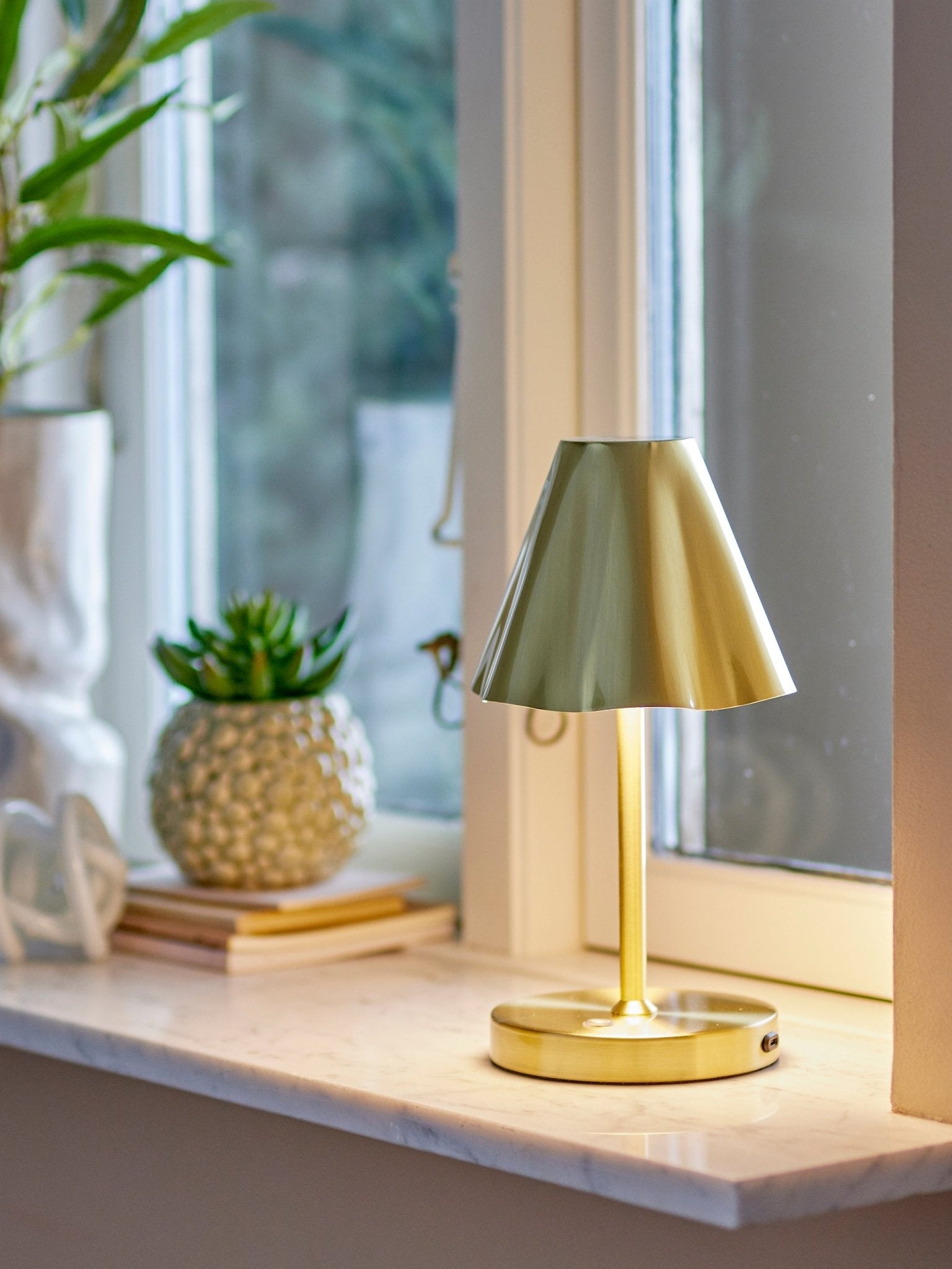 LIANNA PORTABLE RECHARGEABLE LAMP - Abbey Furniture - Home & Interiors