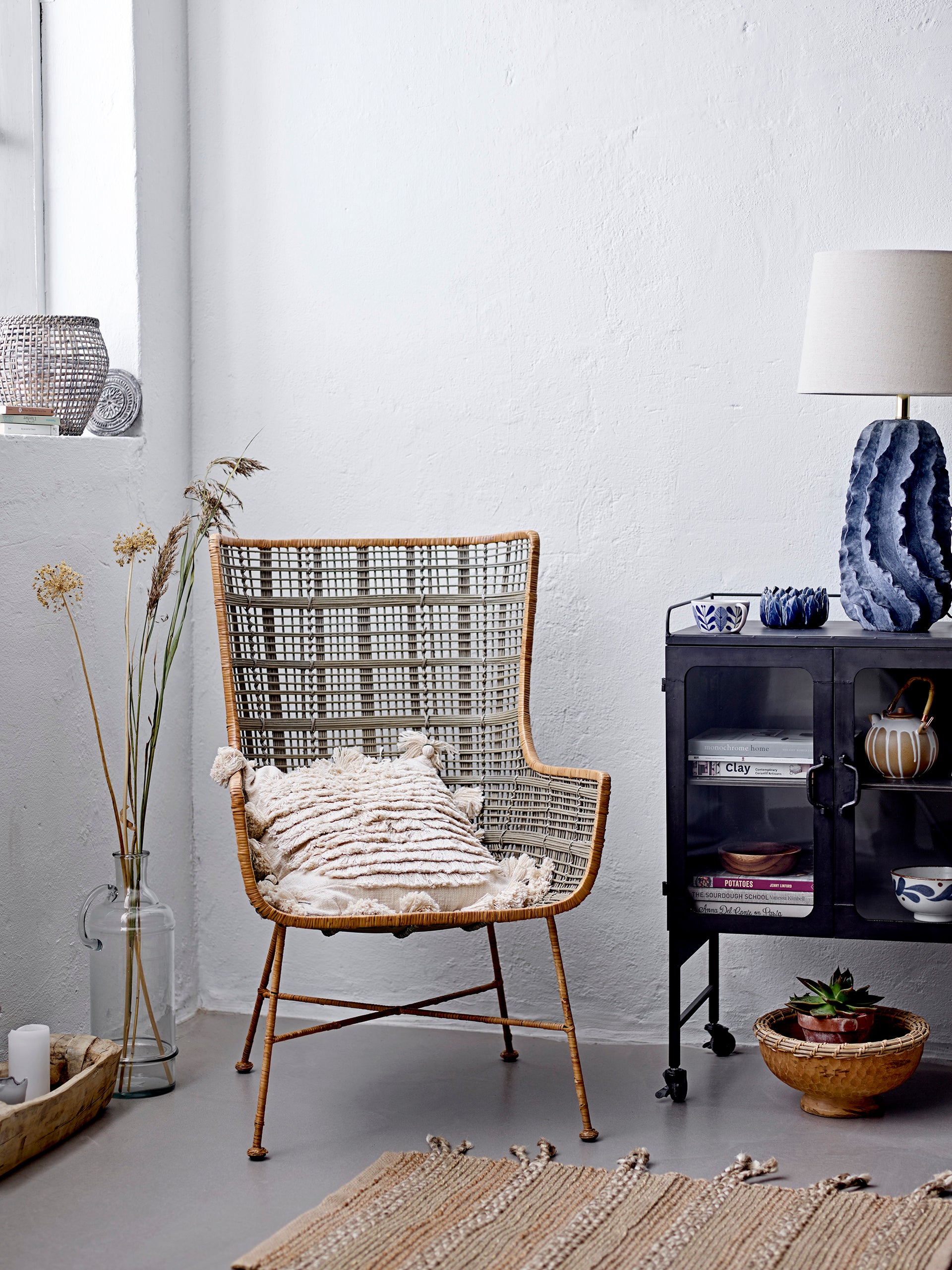 Natika Table Lamp